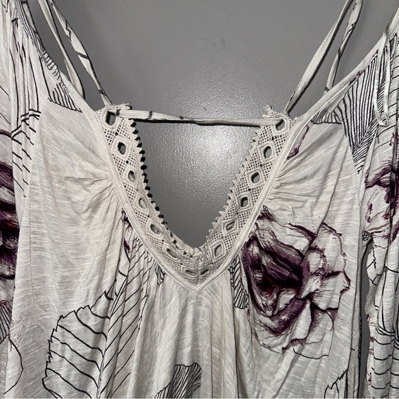 FREE PEOPLE ADELIA COLD SHOULDER TOP - Picture 9 of 10